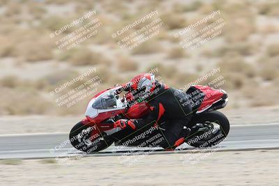 media/May-05-2025-Moto Forza (Mon) [[3c1838c5e5]]/2-B Group/Session 3 (Panning Test Turn 14 Inside)/